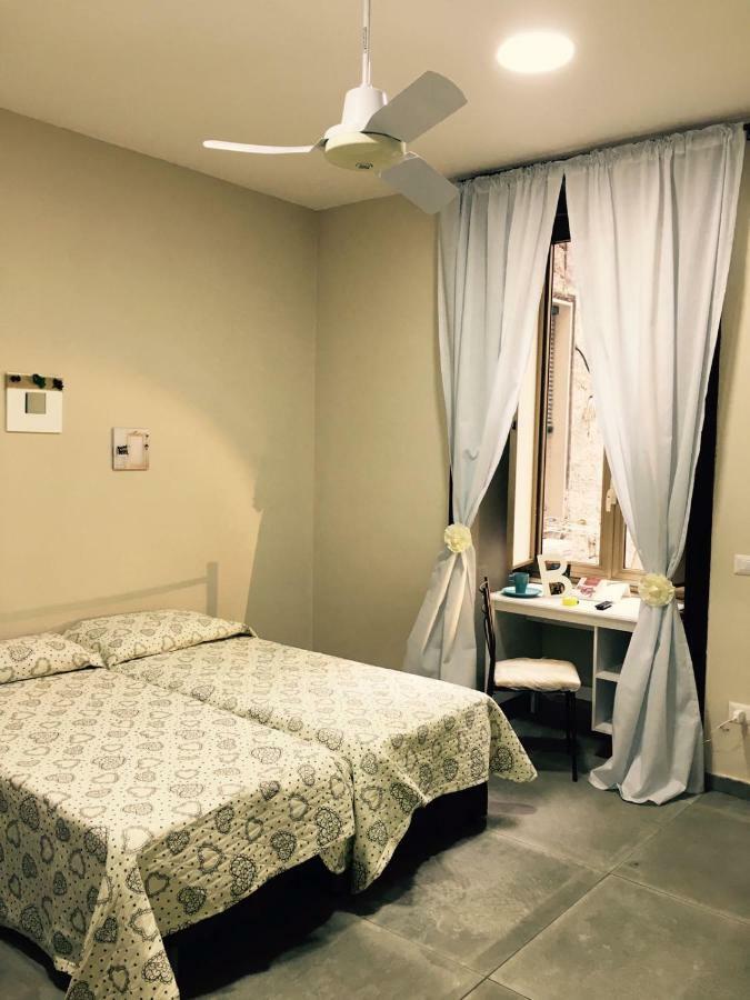 B&B Cara Napoli ภายนอก รูปภาพ