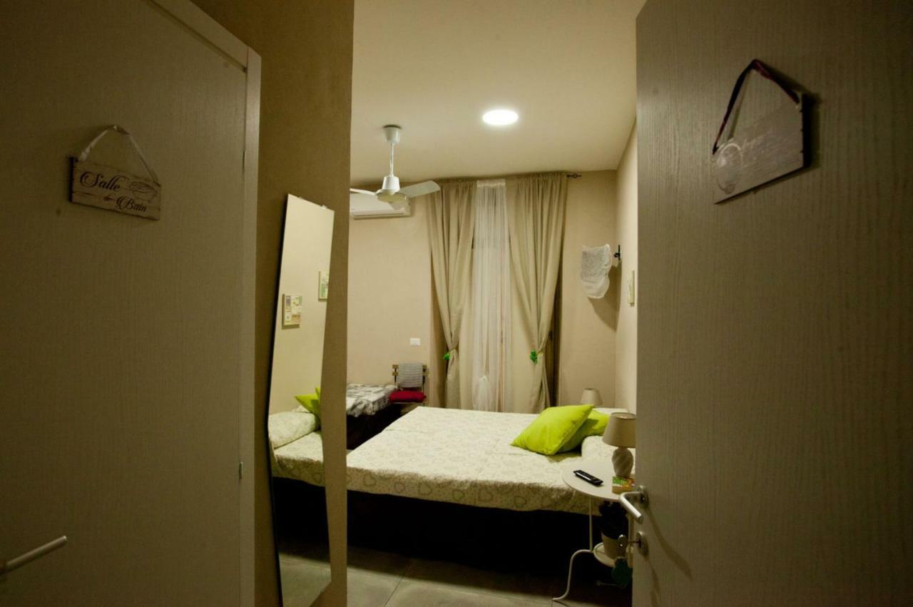 B&B Cara Napoli ภายนอก รูปภาพ