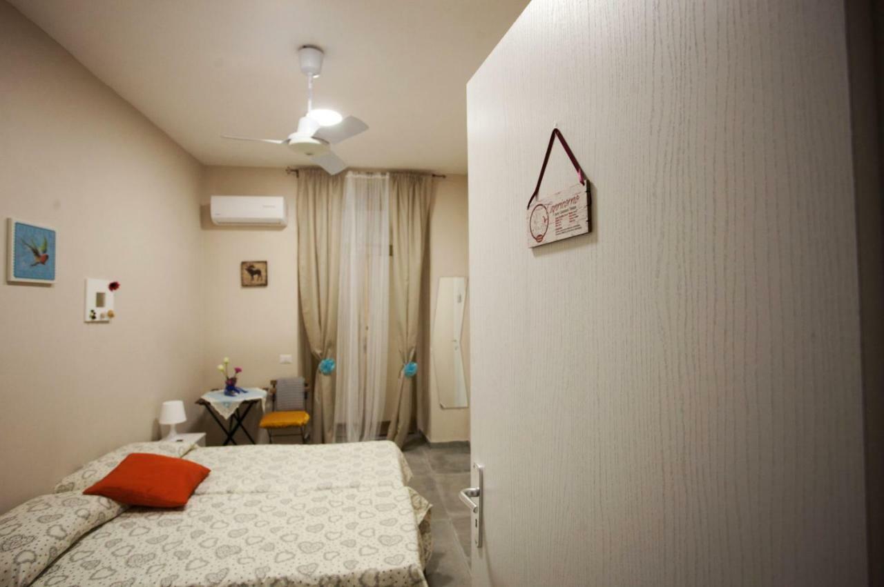B&B Cara Napoli ภายนอก รูปภาพ