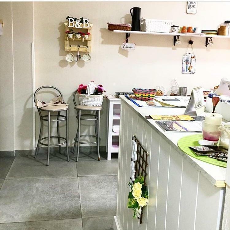 B&B Cara Napoli ภายนอก รูปภาพ
