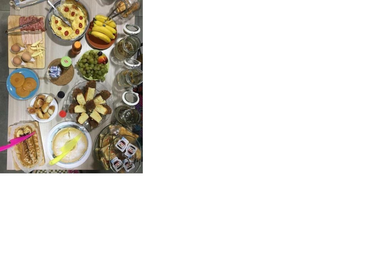 B&B Cara Napoli ภายนอก รูปภาพ